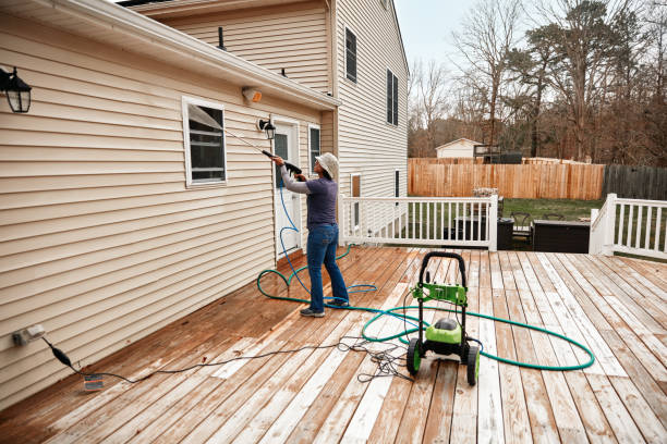Best Deck Pressure Washing  in Lake Riverside, CA
