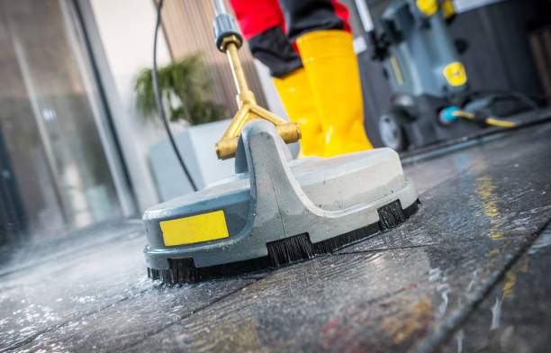 Best Commercial Pressure Washing  in Lake Riverside, CA